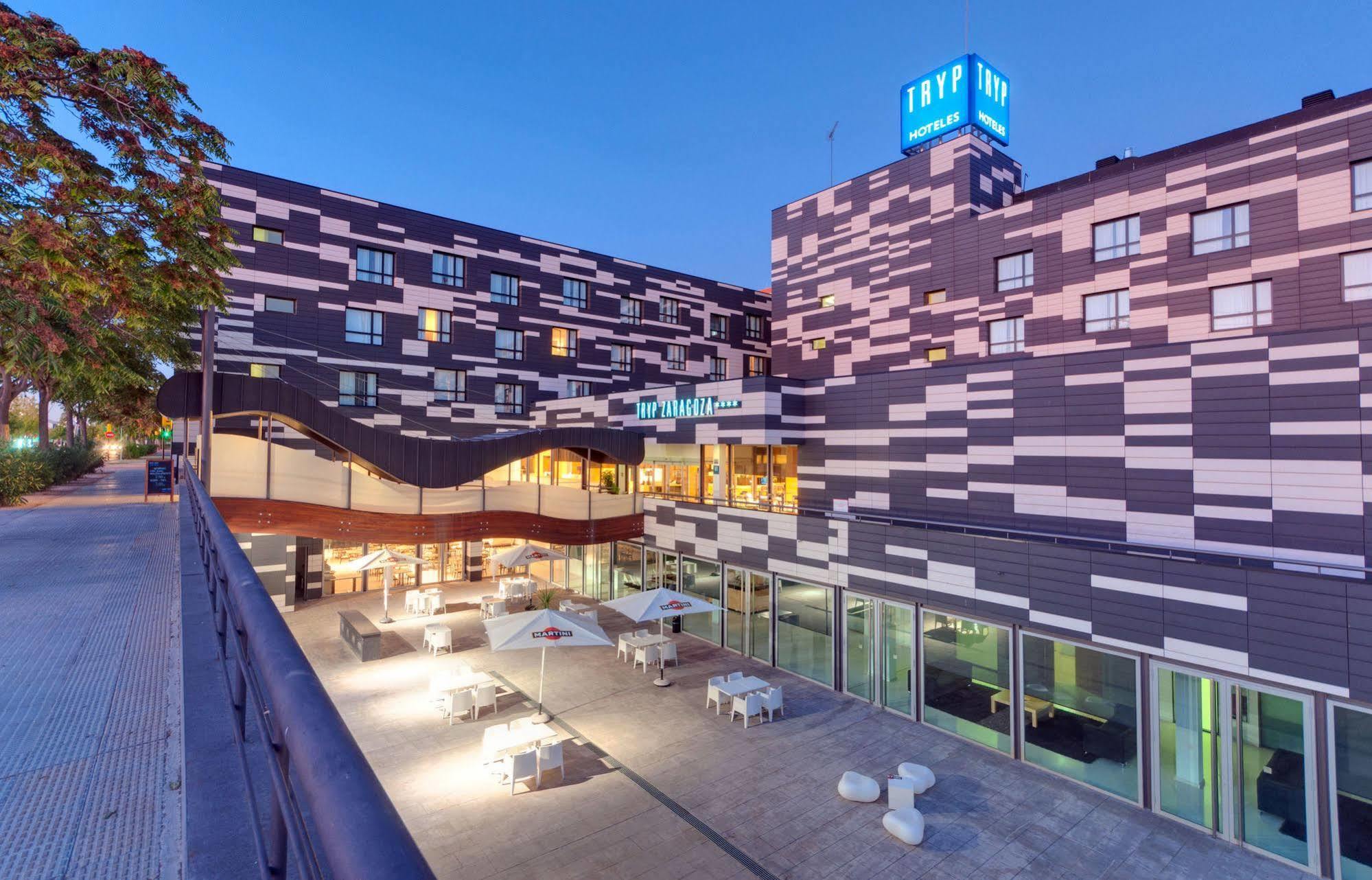 Hotel Zentral Ave Saragoça Exterior foto